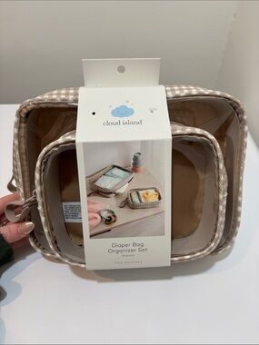 cloud island Beige Gingham diaper bag organizer set
